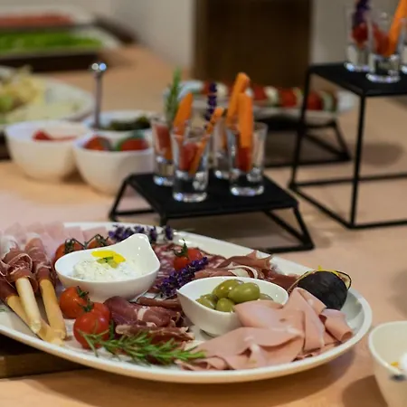 House Klasika - Adults Only Bed & Breakfast 4*