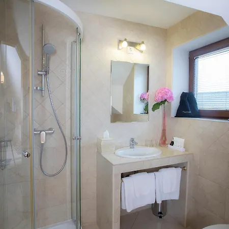 House Klasika - Adults Only Bed & Breakfast 4*