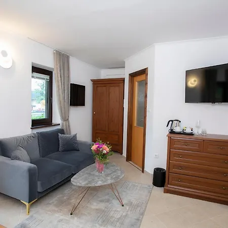House Klasika - Adults Only Bed & Breakfast 4*