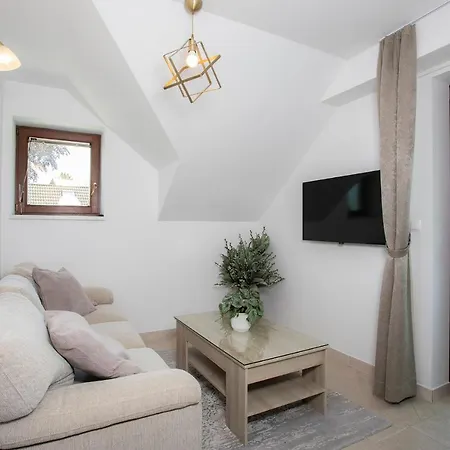 Bed & Breakfast House Klasika - Adults Only 4*