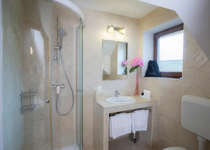 House Klasika - Adults Only krevet i doručak 4*