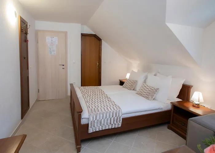 Nočitev z zajtrkom House Klasika - Adults Only Bled