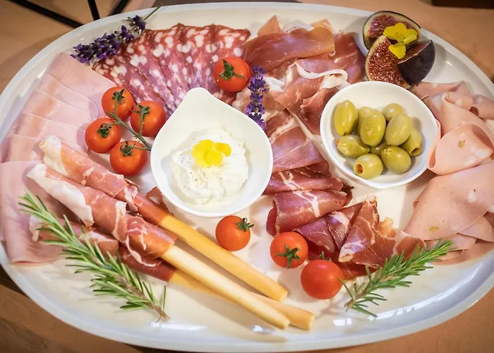 House Klasika - Adults Only Nočitev z zajtrkom